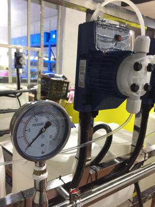 不銹鋼循環(huán)水加藥設備